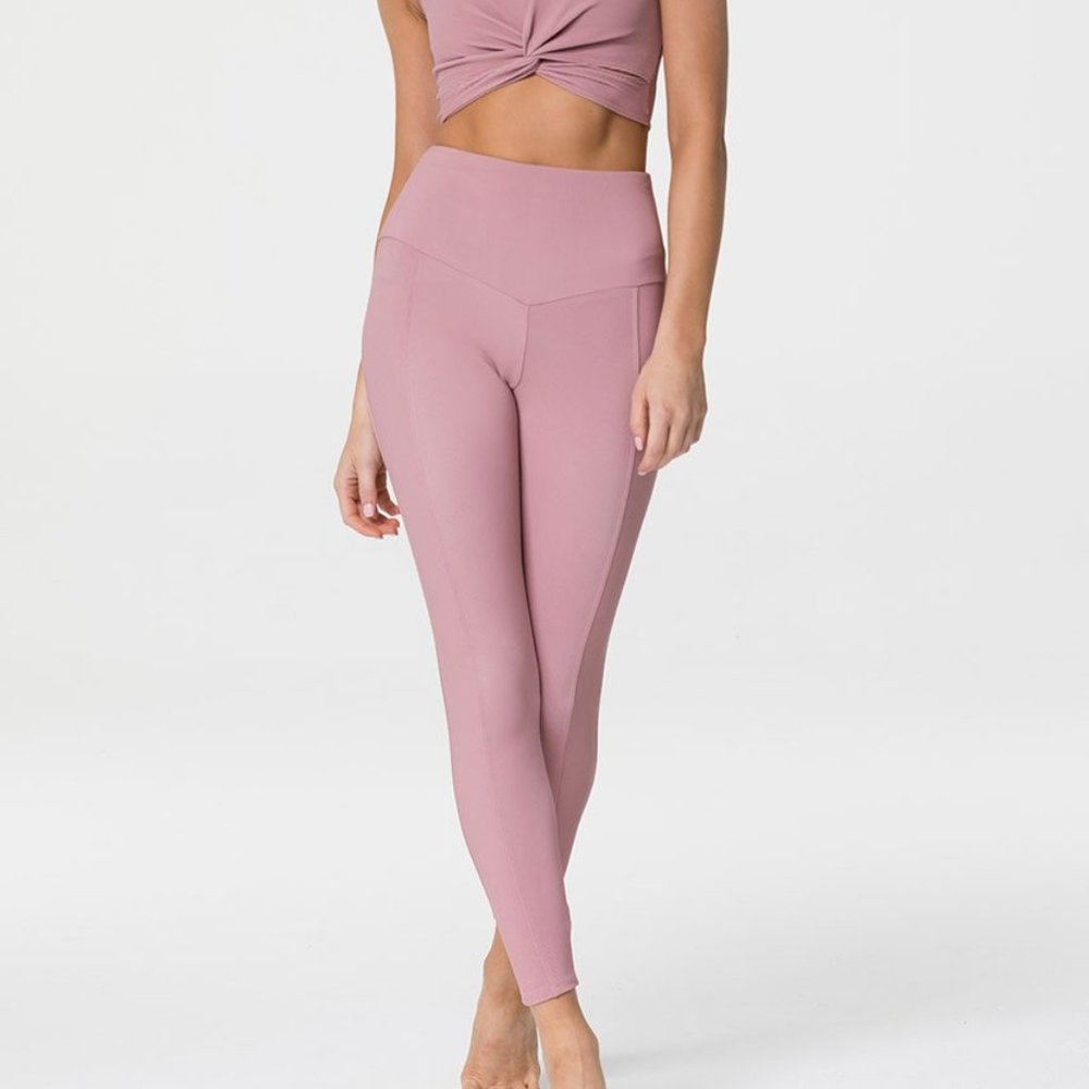 SWEETHEART MIDI LEGGING - ANTIQUE ROSE RIB
